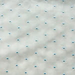 Blanco con topos celestes